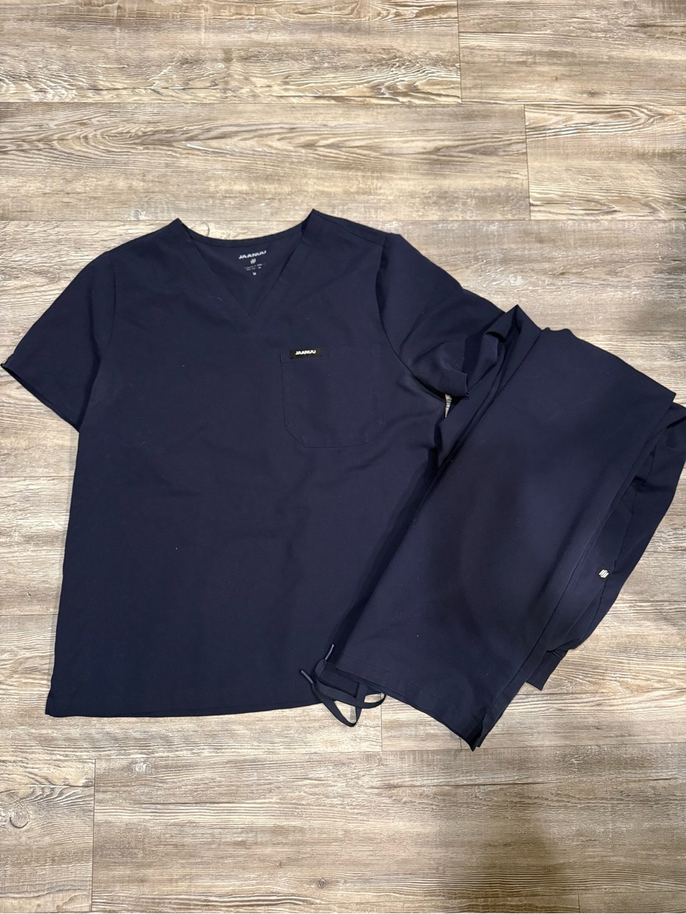 Navy Women's Scrub Set - Classic V-Neck Top & Boot Cut Pants